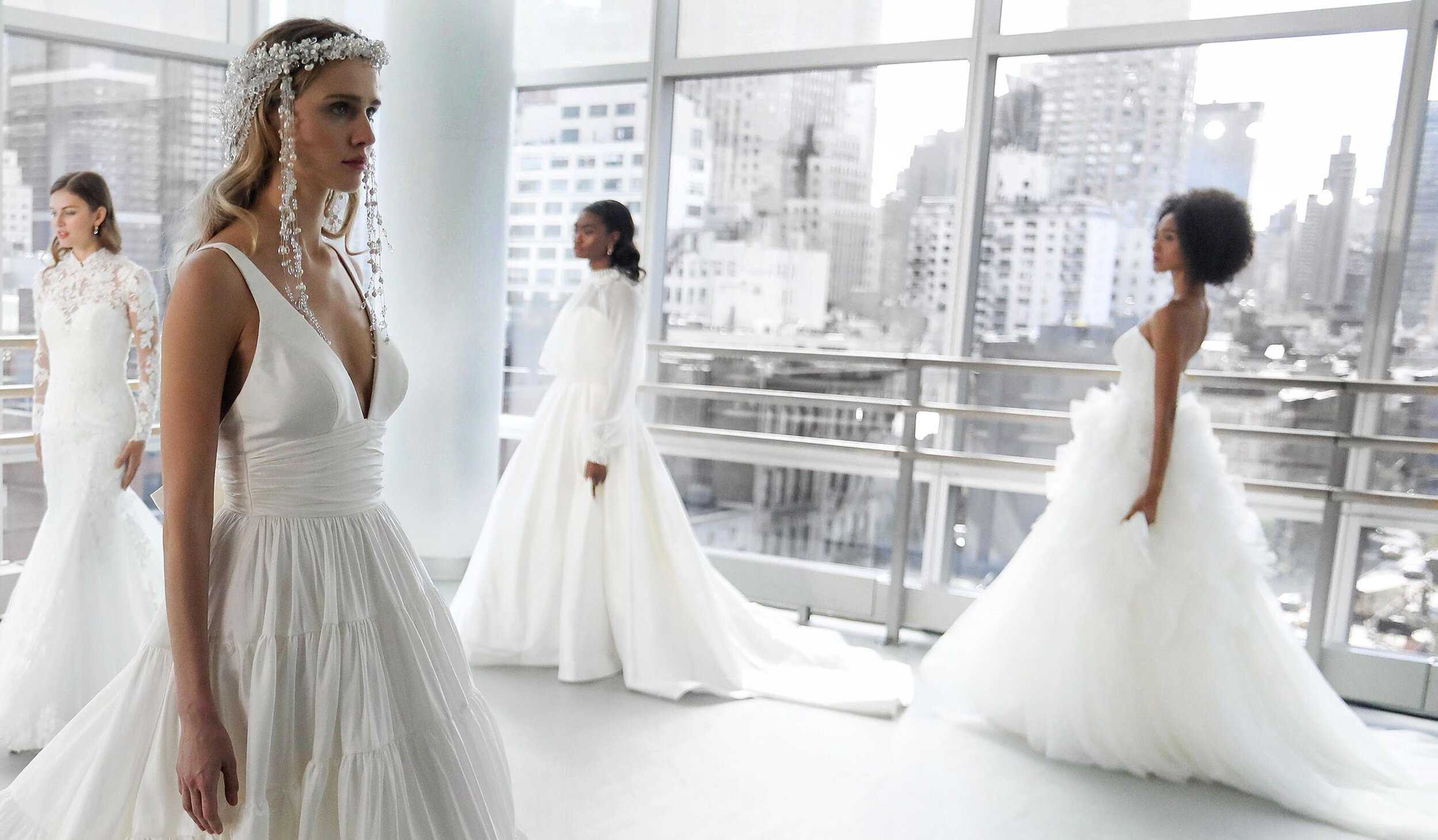 Свадебные платья 2019 – 2020: модные тенденции, 100 фото