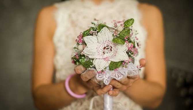 Свадебный букет из бисера – изящество и уникальность