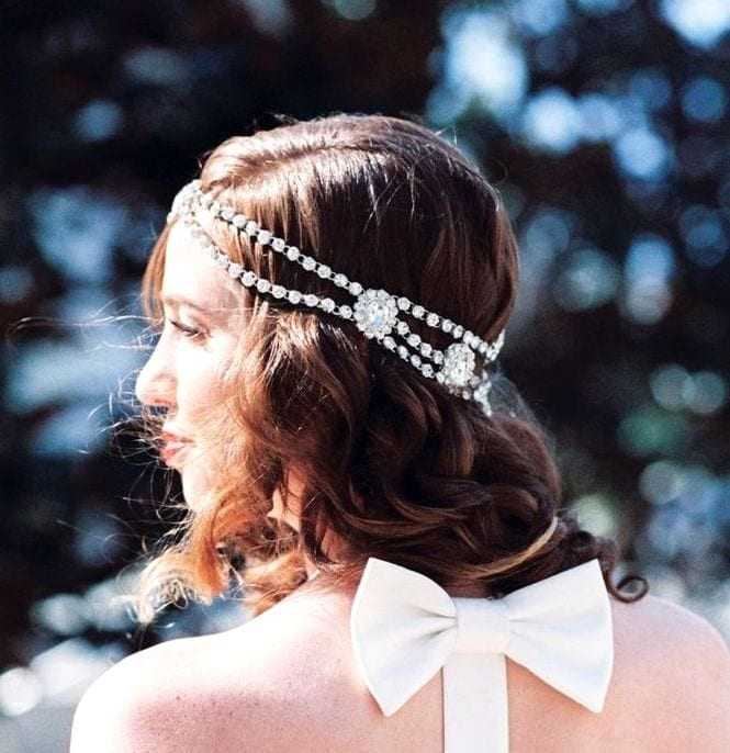 Какие свадебные прически с ободком выбрать на разную длину волос, варианты для фото?