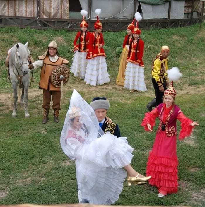 Казахская свадьба.обычаи и традиции казахской свадьбы