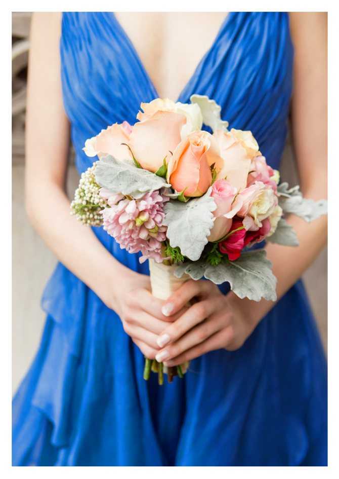 Синий букет невесты: какие цветы выбрать, сочетания (фото)