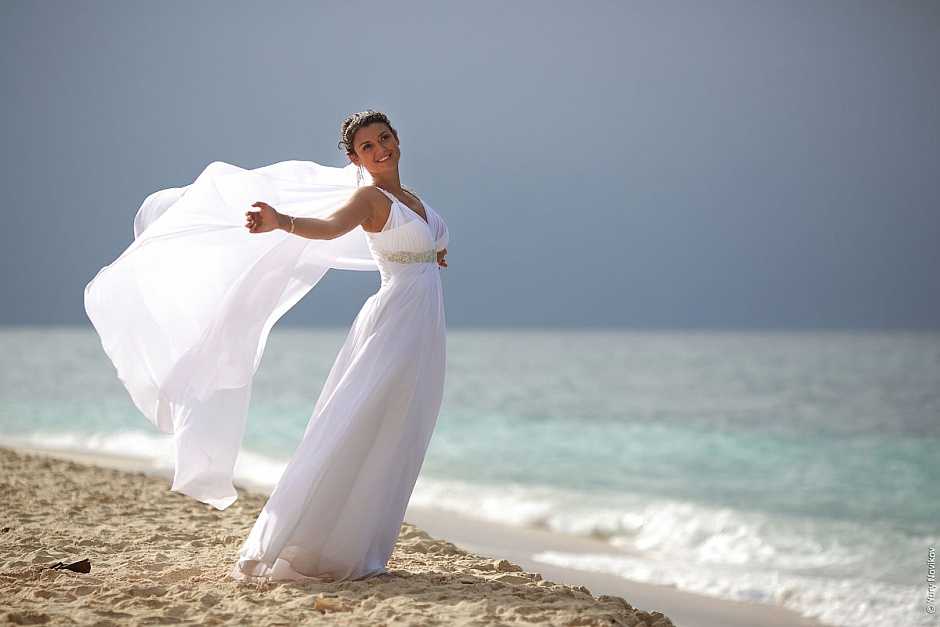 Свадебная фотосессия на берегу моря: 49 идей 2021 года на невеста.info