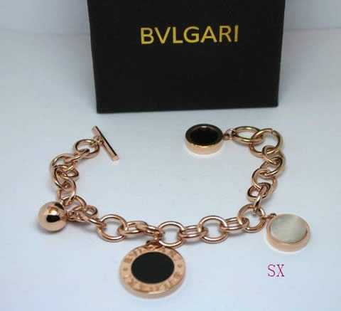 Кольца bvlgari (94 фото): женские двойные и с цветными камнями, кольцо-трансформер и кольцо-шайба в стиле булгари, стоимость