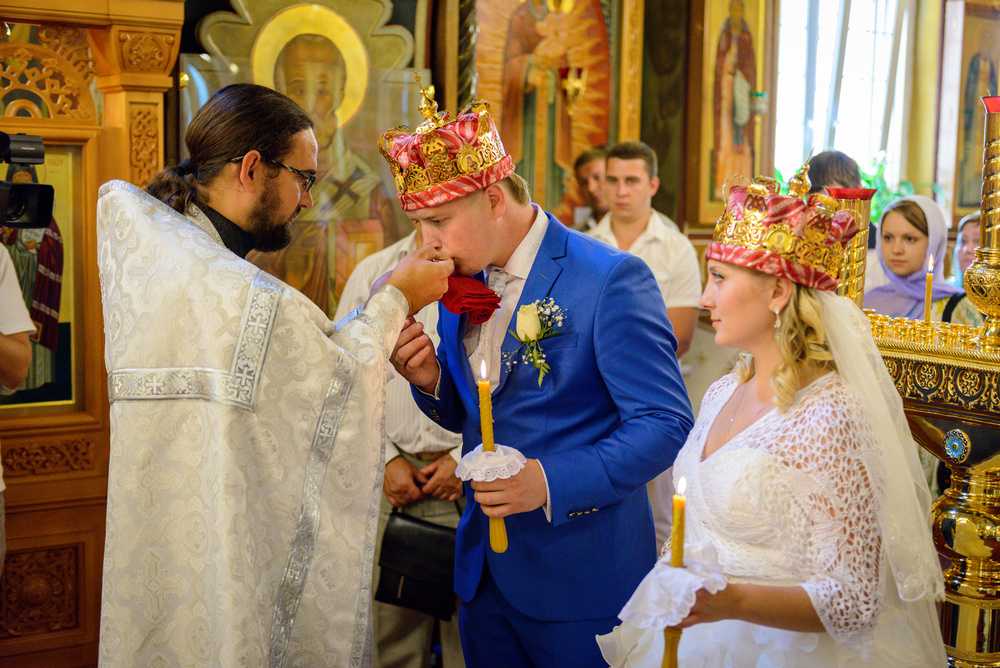Венчание в церкви уже женатым - основные правила и атрибуты