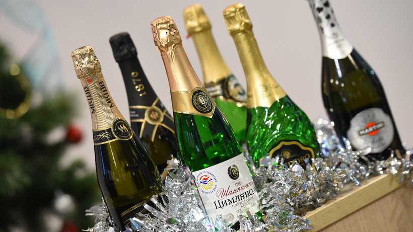 Как выбрать шампанское на новый год 2021 и свадьбу - советы