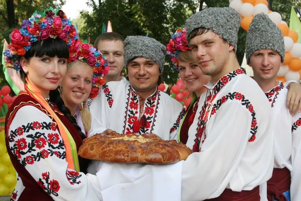Традиции молдовы — солнечный край музыки и виноделия
