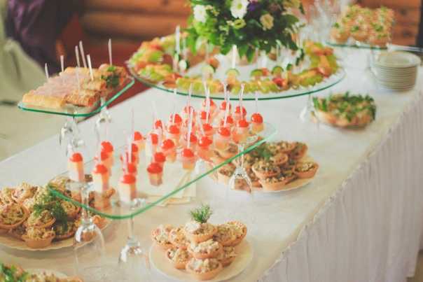 Свадьба на природе меню ? как накрыть стол, что можно приготовить на банкет в домашних условиях, рецепты, фото