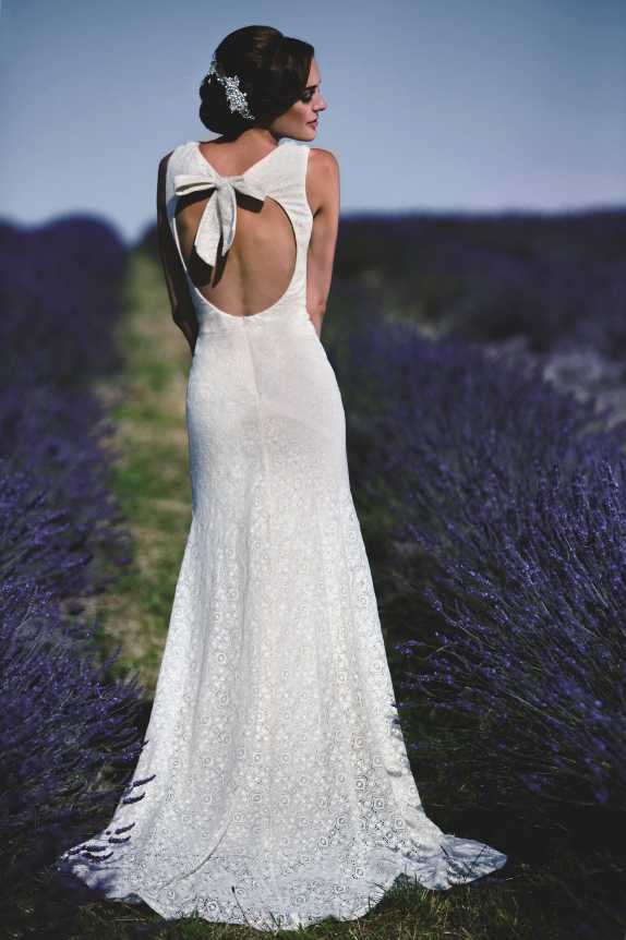 Модные новинки свадебных платьев с открытой спиной, как не ошибиться при выборе