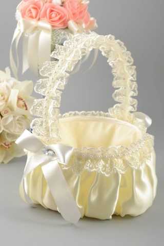 Букет из конфет на свадьбу (60 фото): оригинальные свадебные конфетные композиции для невесты