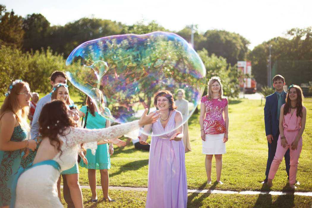 Мыльные пузыри на свадьбу