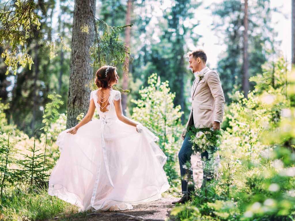 Как позировать на свадебной фотосессии: 50 идей