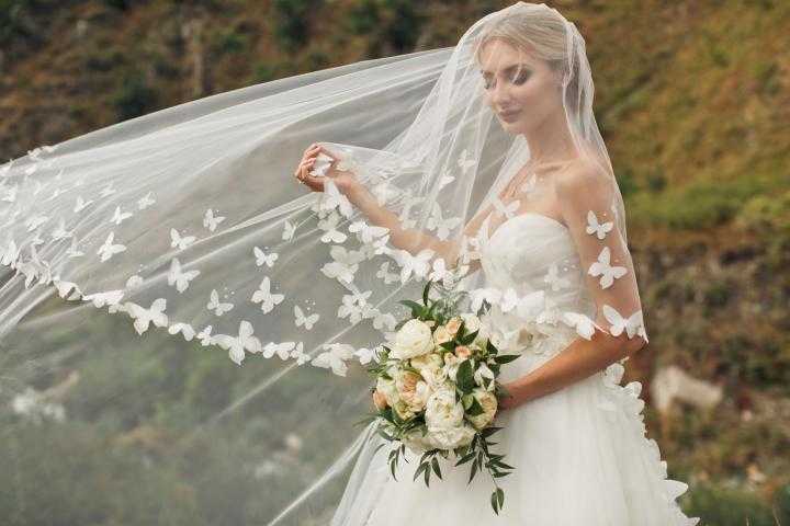 Нежное и красивое оформление свадьбы бабочками – воздушное признание в любви