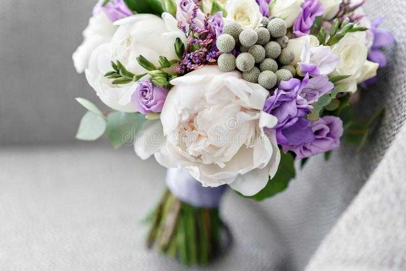 Букет невесты из тюльпанов (фото)