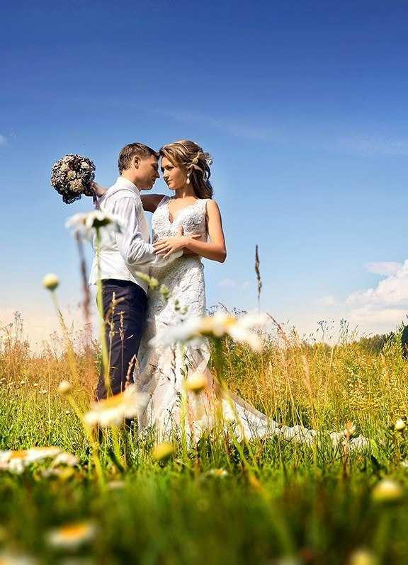 Летняя свадебная фотосессия на природе – советы по организации