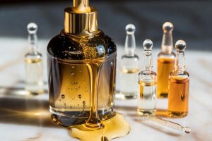 Уход за сухими и обезвоженными волосами с помощью профессиональной косметики