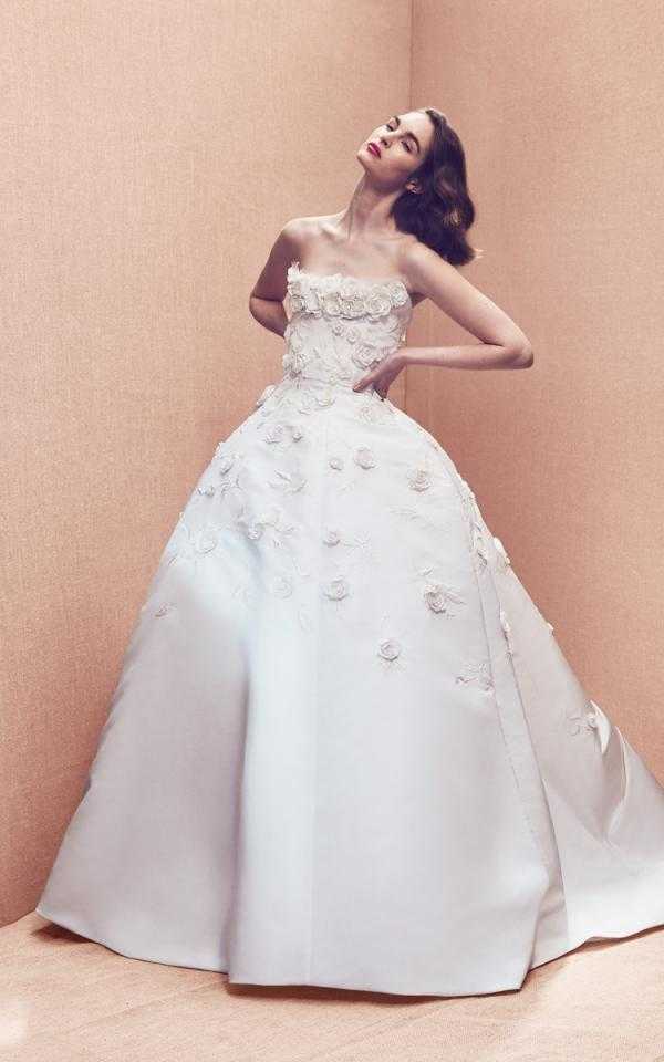 Цветное свадебное платье — отличная альтернатива белым нарядам