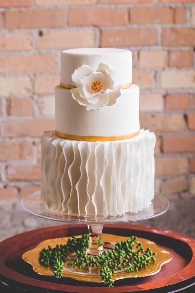 Квадратные и прямоугольные свадебные торты – необычные формы и яркие вкусы