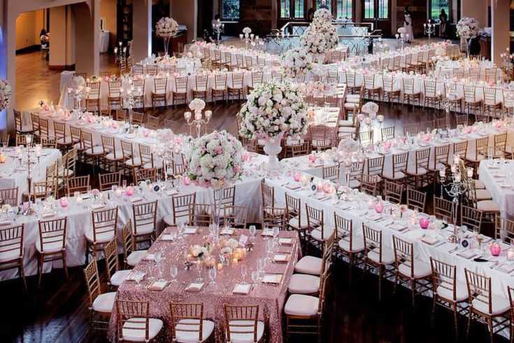 План рассадки гостей на свадьбе (58 фото): как правильно рассадить гостей за свадебным столом? варианты и схемы оформления списка своими руками
