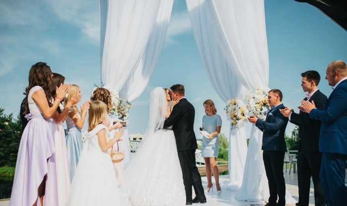 Особенности свадебной фотосессии. советы молодоженам