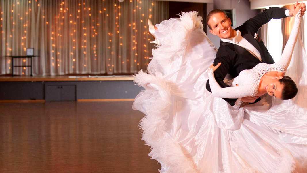 Как правильно поставить свадебный танец самостоятельно: с нуля до результата