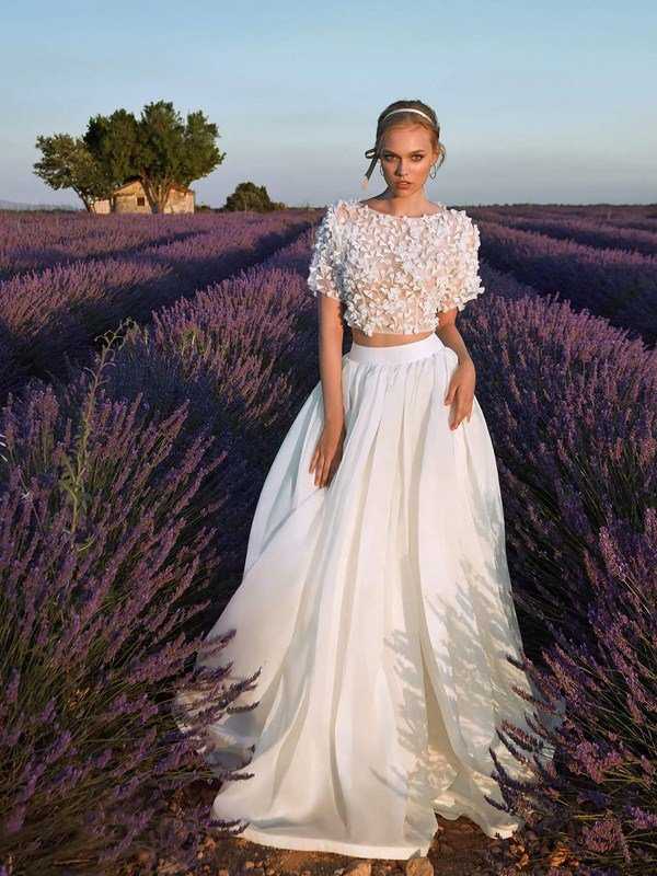 Пышные свадебные платья 2021: классические бальные, кружевные со шлейфом и корсетом в стиле «принцессы» + фото