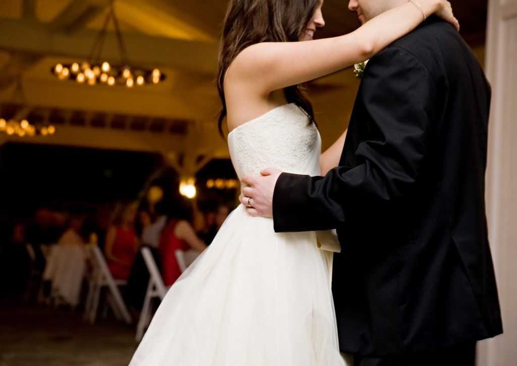Первый танец молодоженов: работа над ошибками | подготовка к свадьбе онлайн, свадебный танец
