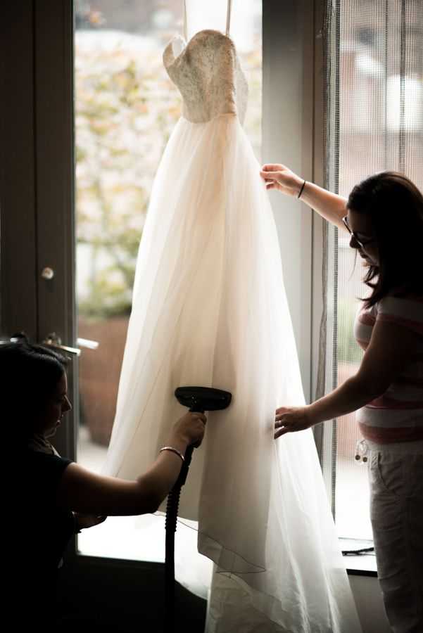 Как погладить свадебное платье в домашних условиях. отпаривание свадебных платьев