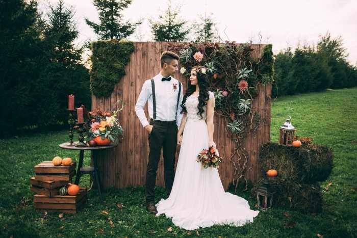 Свадьба в стиле кантри - идеи оформления и декора, аксессуары и наряды молодых, фото и видео