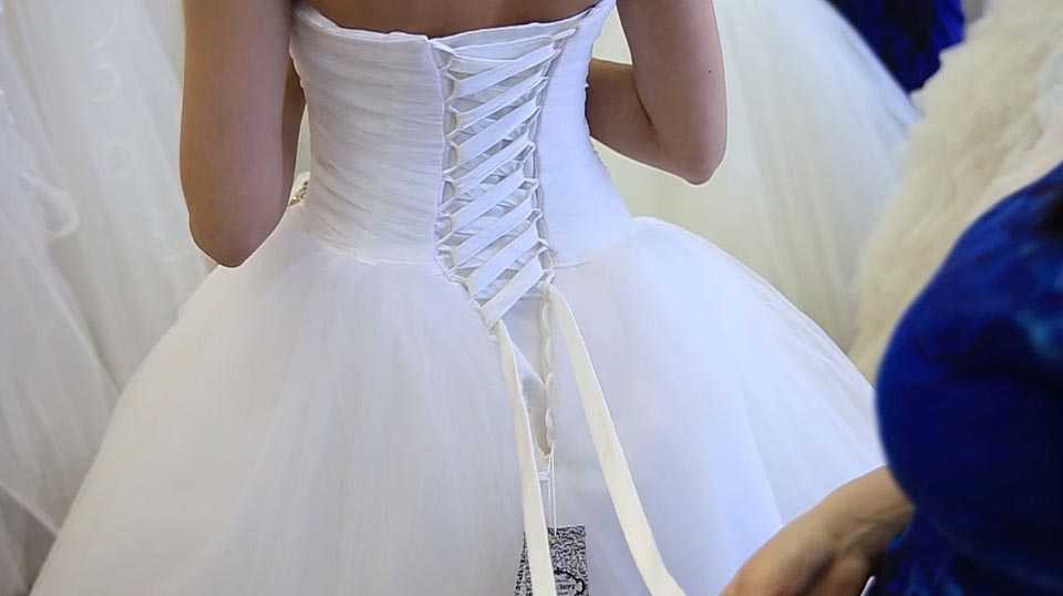 Как правильно зашнуровать корсет на свадебном платье - описание со схемой, фото и видео