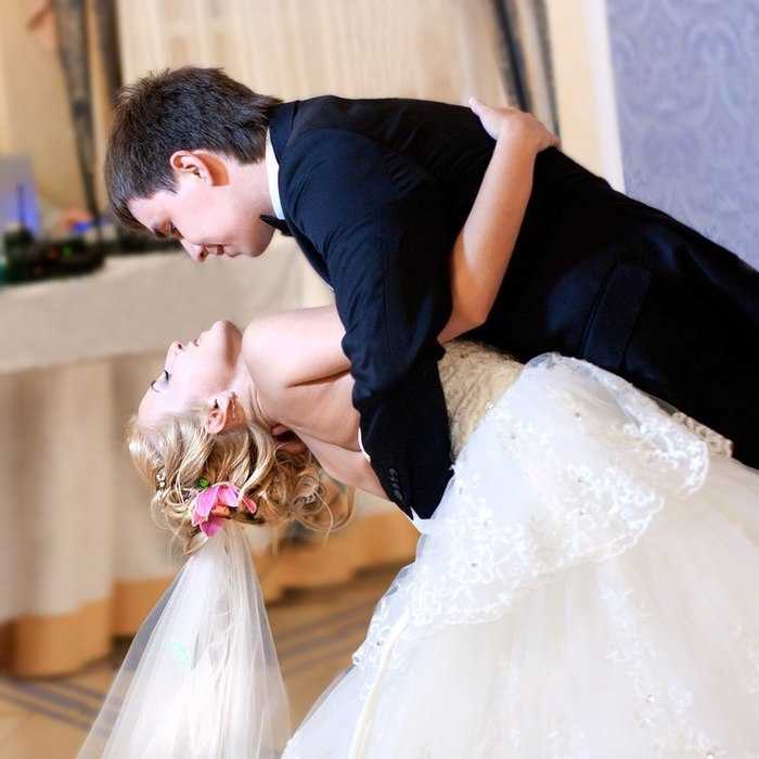 Самостоятельная постановка свадебного танца: советы и уроки на видео