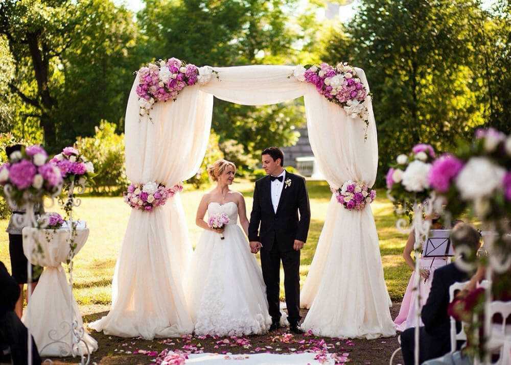 Как сделать красивую свадебную выездную регистрацию брака: лучшие места и идеи, украшение и декор