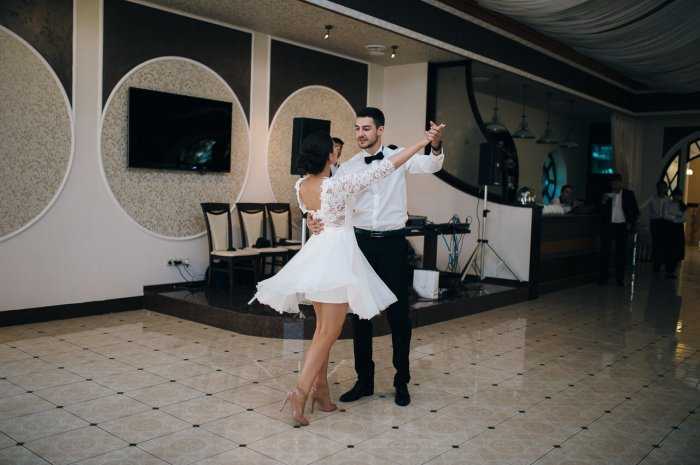 Свадебный вальс - как танцевать и какую музыку выбрать, видео уроки