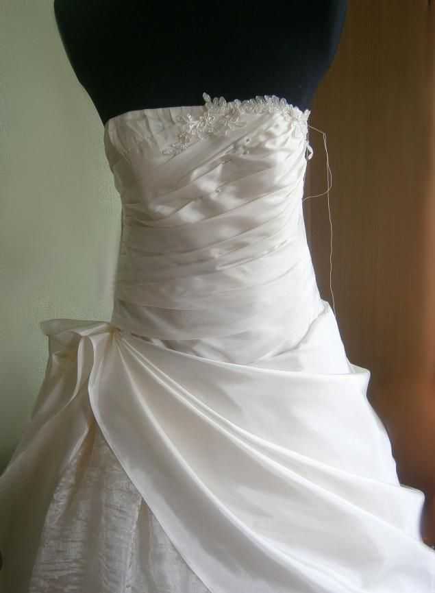 Ткани для свадебных платьев — фатин, бархат, тафта, лен