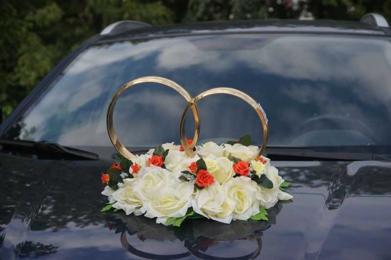 Как крепить кольца на свадебную машину, способы и секреты
