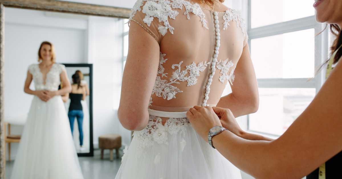 Почему нельзя продавать свадебное платье после свадьбы