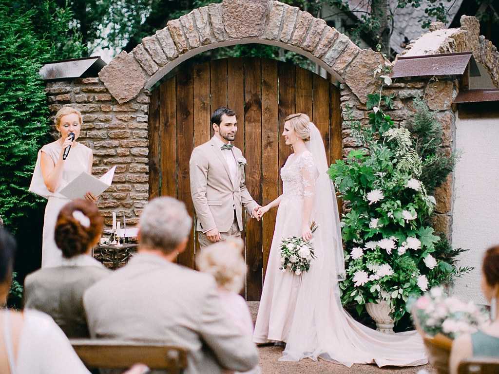 План рассадки гостей на свадьбе [2019]: как сделать необычный своими руками
