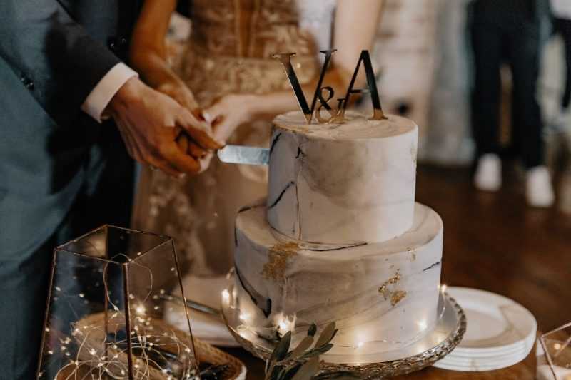 Как продать торт на свадьбе?