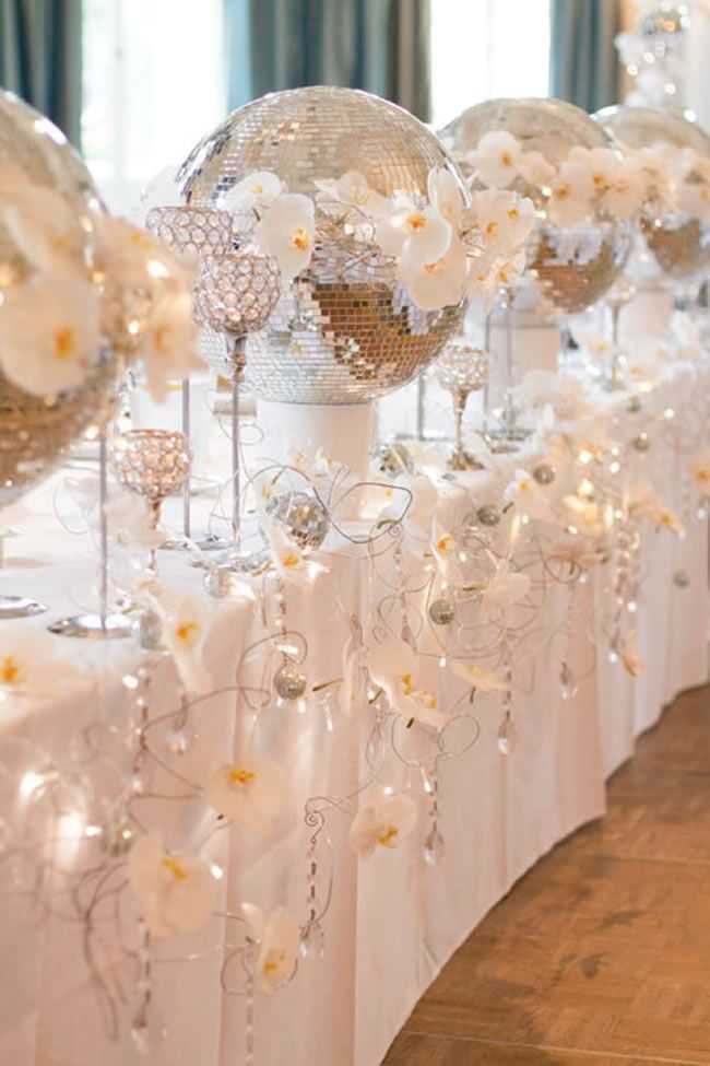 Украшение шарами на свадьбу (42 фото): декорируем большими гелиевыми воздушными шарами свадебную беседку, подъезд или двор и задний фон для фотозоны
