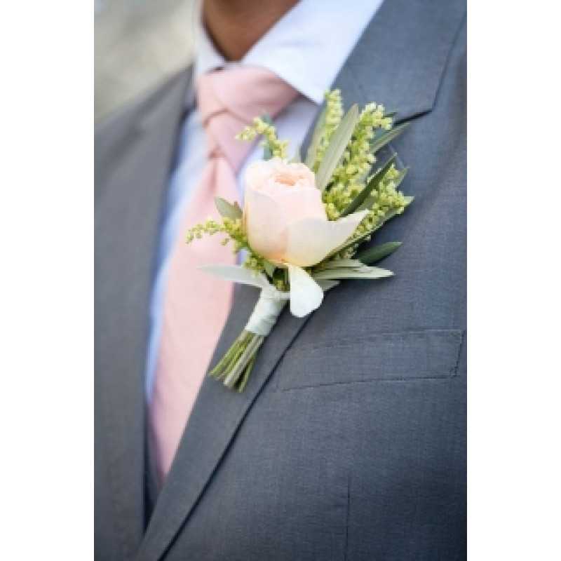 Бутоньерка для жениха своими руками ? как сделать свадебный цветок для жениха