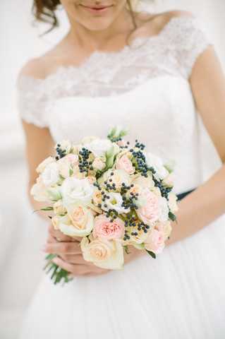 Букет невесты под платье цвета айвори в [2021] – фото ? & примеры