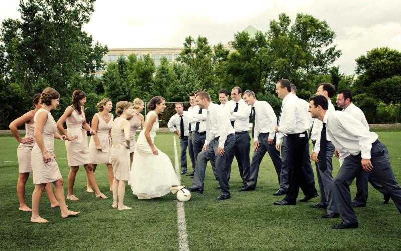 10 идей, как развлечь гостей на свадьбе - the bride