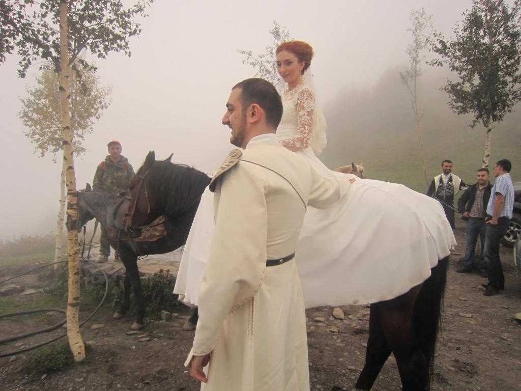 Традиции и обычаи грузинской свадьбы - смотреть видео