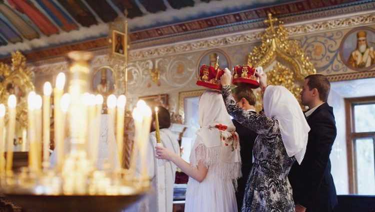 Сакральное таинство: как проходит венчание в церкви – подробное описание этапов