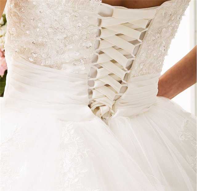Как шнуруются свадебные платья
