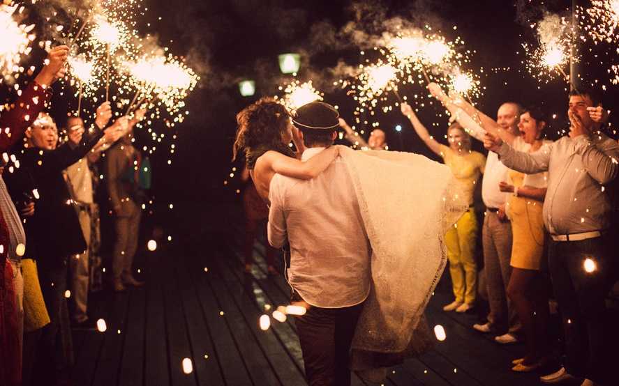 Завершение свадьбы - как организовать оригинально красиво и романтично Хотите узнать как сделать свой свадебный банкет запоминающимся тогда следуйте нашим советам