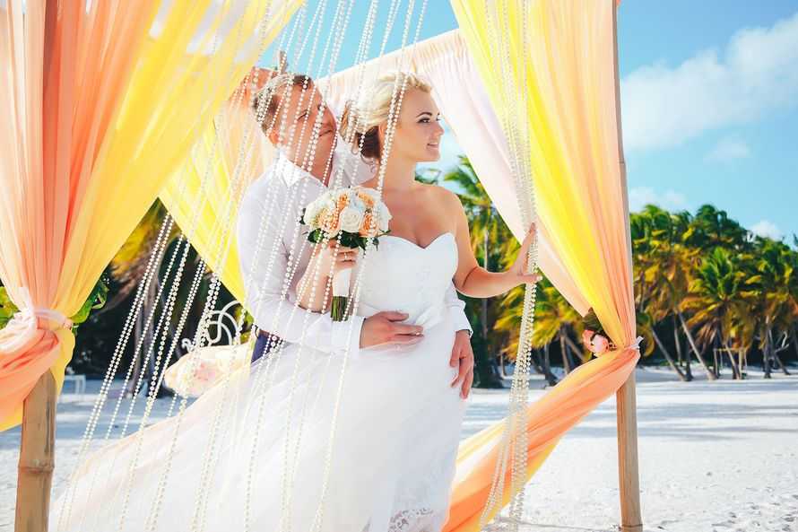 Официальная и символическая свадьба в доминикане: организация, стоимость, отзывы