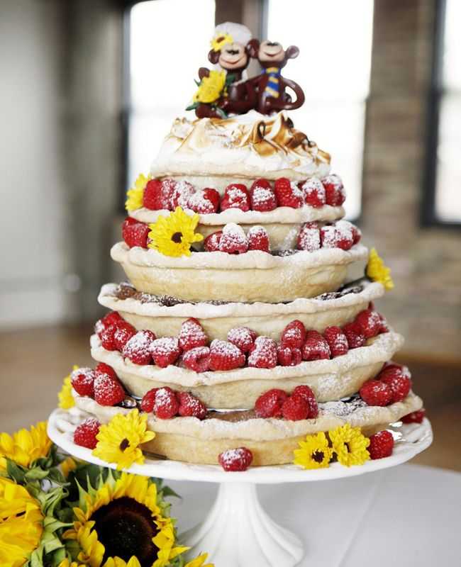 Самые красивые и эффектные свадебные торты в мире