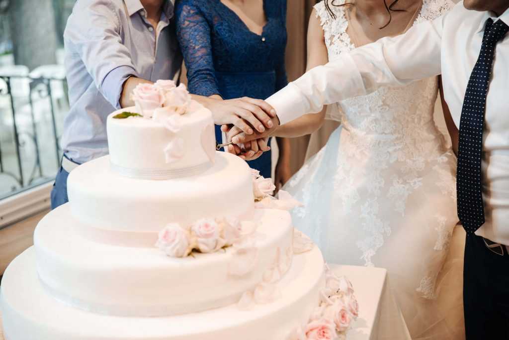 Свадебный торт? как выбирать, на что обращать внимание