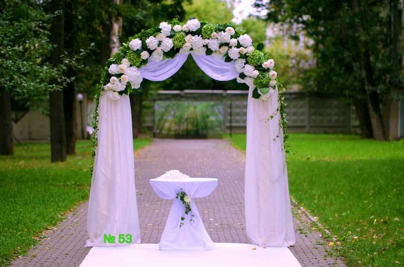 Свадебные арки для выездной регистрации: как выбрать, как сделать своими руками, квадратные и круглые, фото деревянных и прочих моделей, церемония без арки