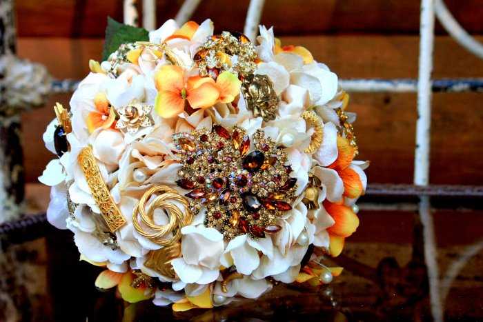 Осенние свадебные букеты для невесты ? в [2021] – из гербер & хризантем (своими руками), фото